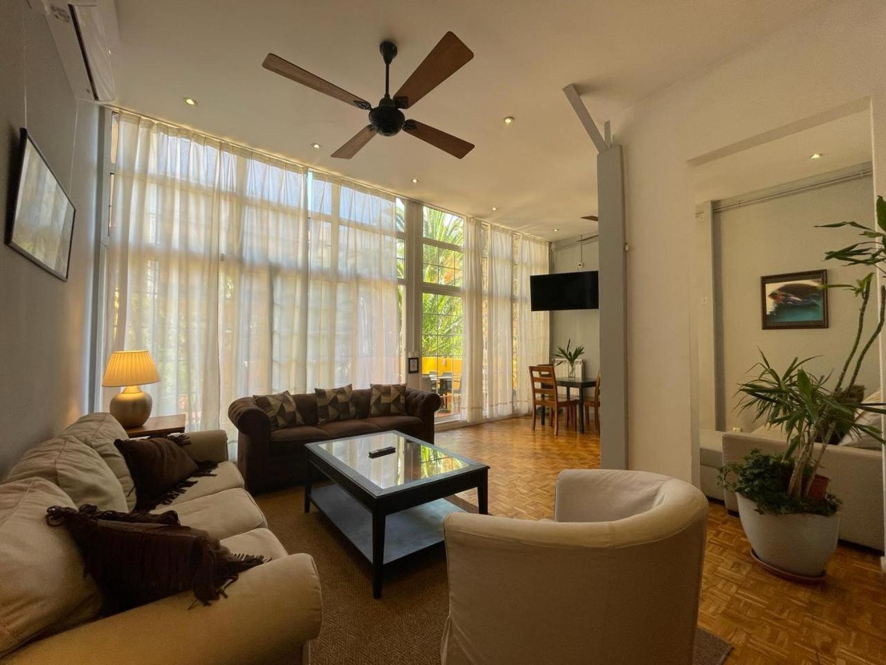 Casa Consell Apartments Barcelone Extérieur photo