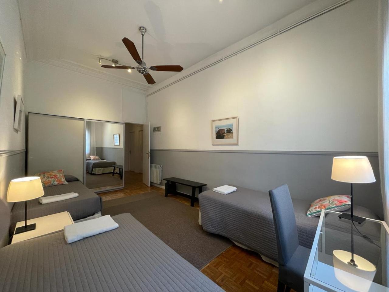 Casa Consell Apartments Barcelone Extérieur photo
